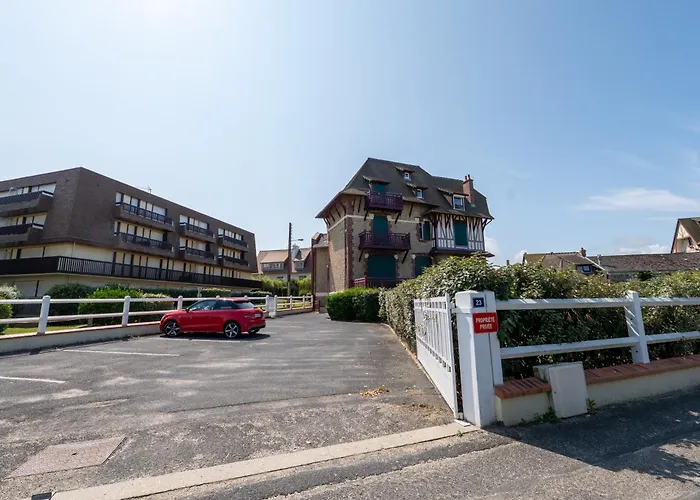 Vue A Deauville דירה